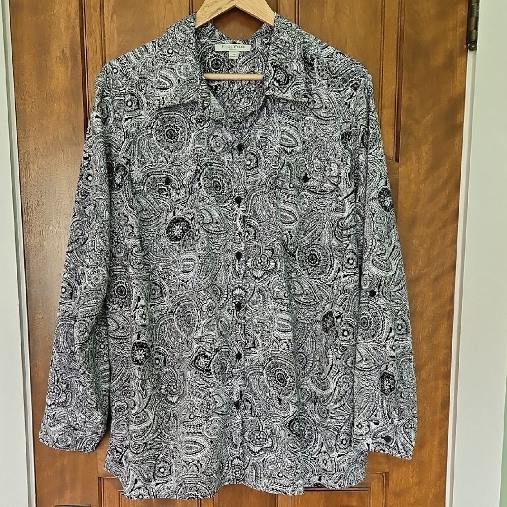 Black and White Paisley Button-Up Shirt